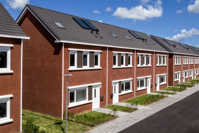 Zonnecollectoren op daken in Groningen