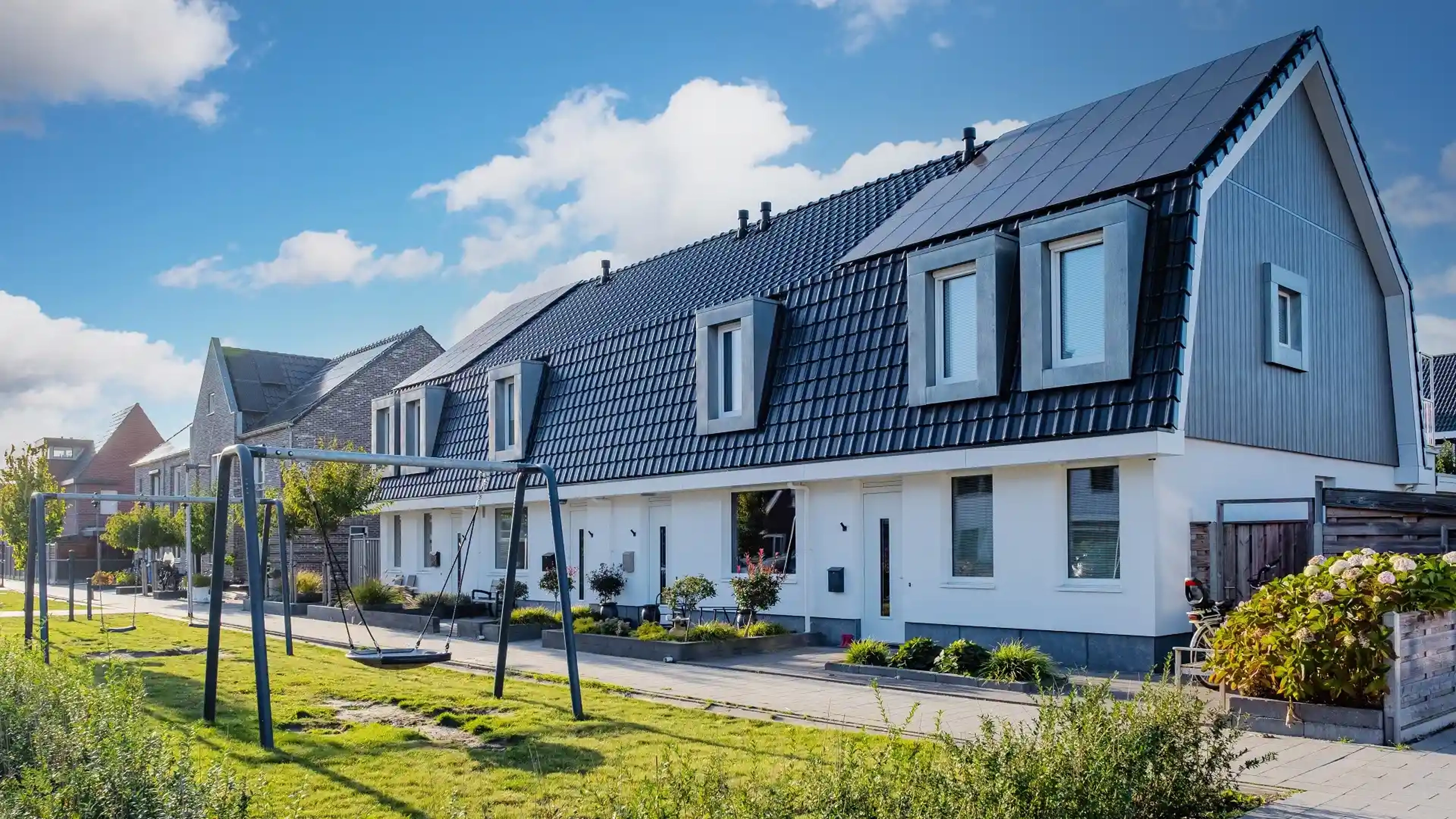 PVT-systeem met zonnepanelen op woning in Nederland