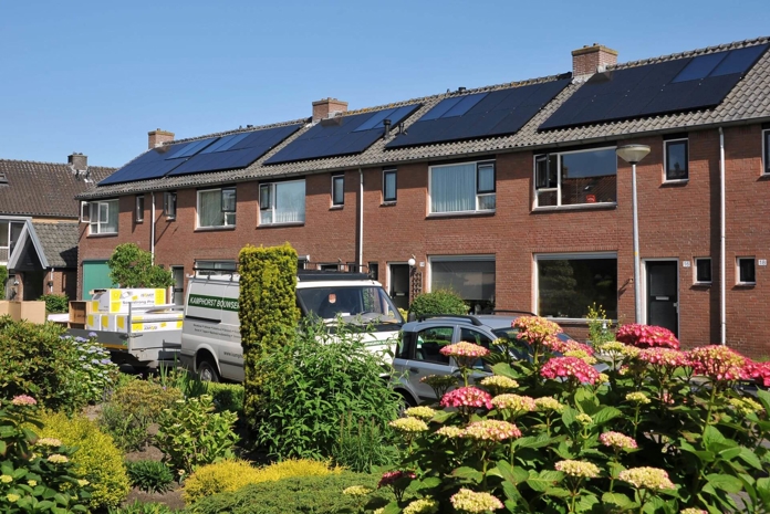 Zonnecollectoren gecombineerd met zonnepanelen in Nijkerk