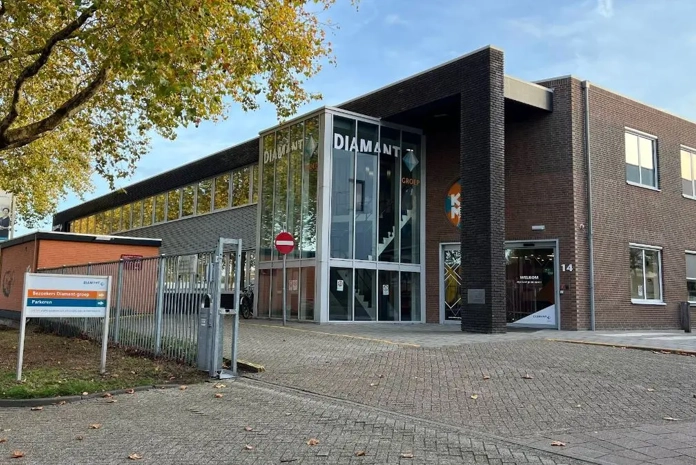 Vooraanzicht van pand van Diamantgroep in Tilburg na renovatie